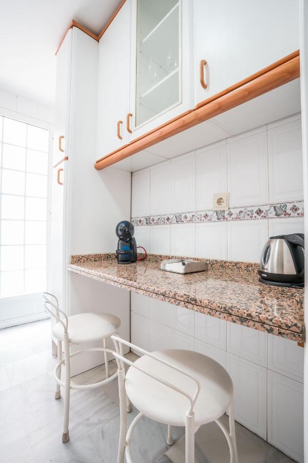 Ibericabeds Nueva De San Anton Apartment Granada Luaran gambar