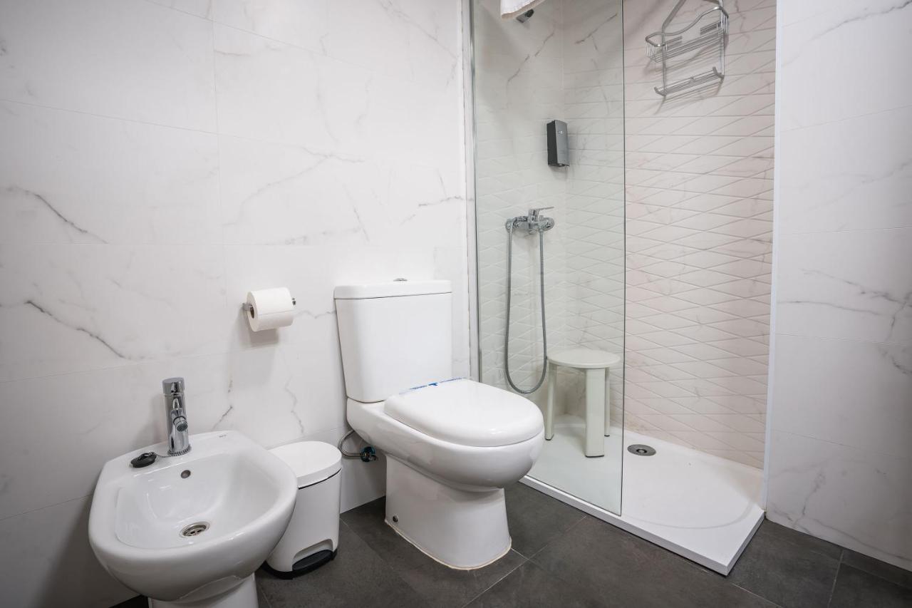 Ibericabeds Nueva De San Anton Apartment Granada Luaran gambar
