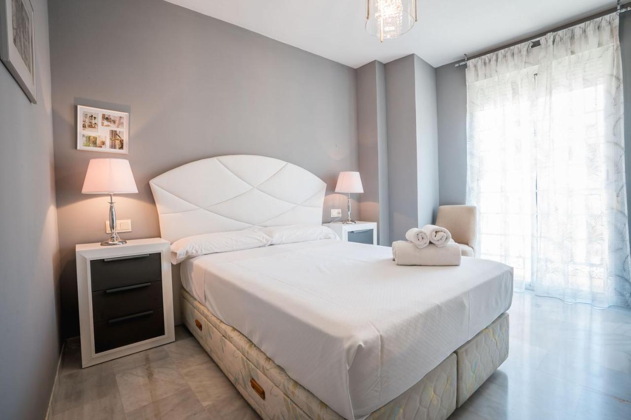 Ibericabeds Nueva De San Anton Apartment Granada Luaran gambar